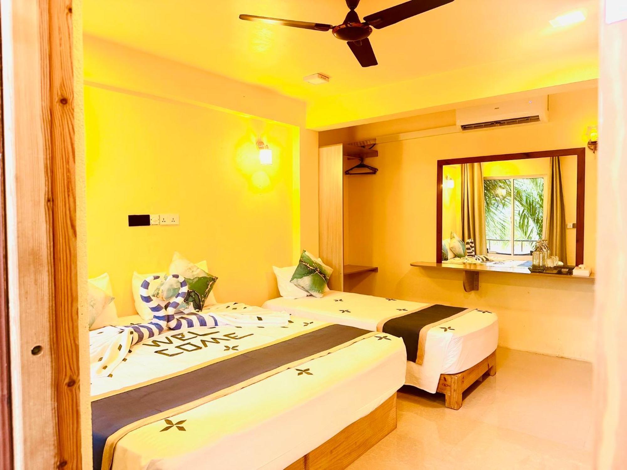 Sorenzo Maldives Thoddoo Exterior foto